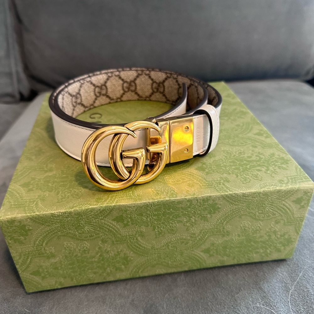 Gucci reversible belt